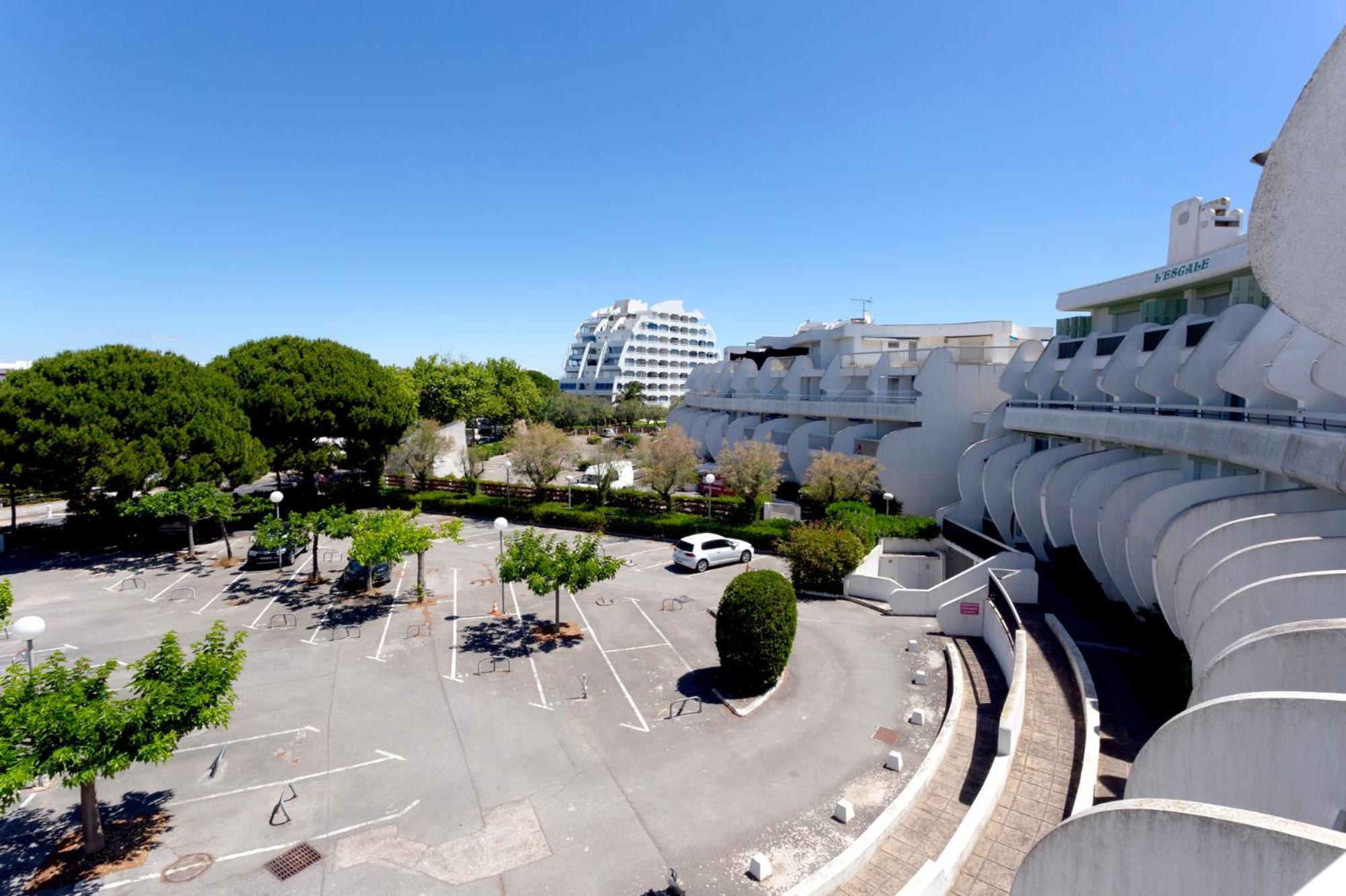 Chez Fabienne - Superbe Appartement Avec Vue Sur La Mer Et Parking ลา กร็องเดอ-ม็อต ภายนอก รูปภาพ