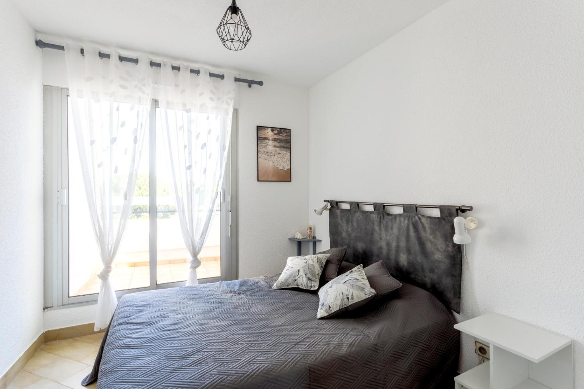 Chez Fabienne - Superbe Appartement Avec Vue Sur La Mer Et Parking ลา กร็องเดอ-ม็อต ภายนอก รูปภาพ